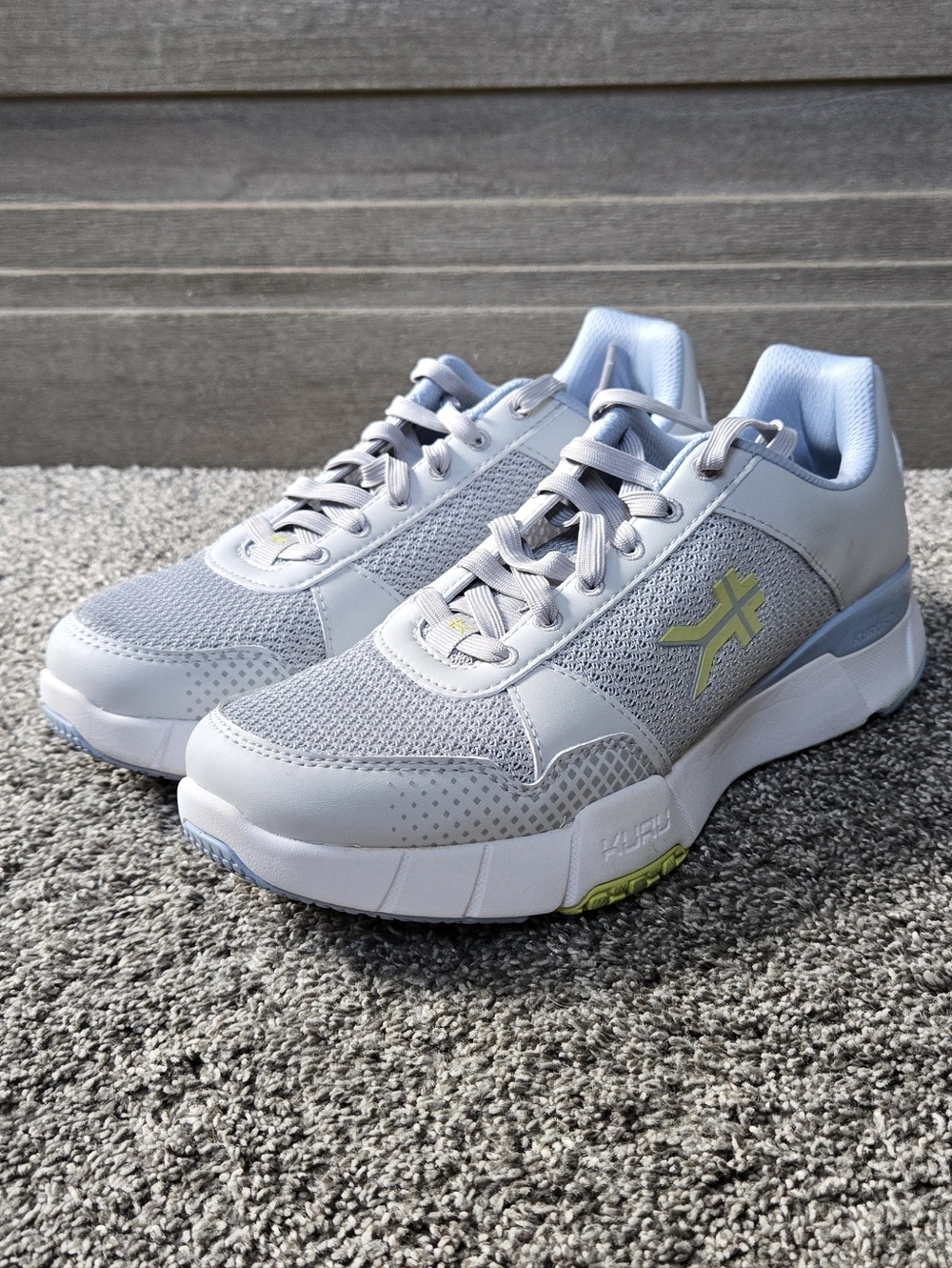KURU QUANTUM 2 Light Grey and Lime Athletic Sneakers NEW size 9.5 - Picture 2 of 11